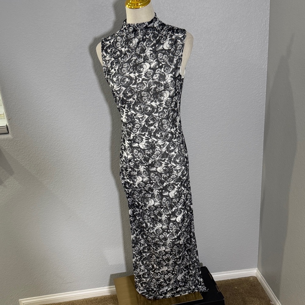 NWT-Betsy Johnson Midi Dress - Picture 6 of 10